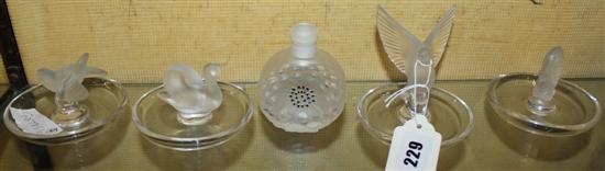 Lalique scent bottle & 4 other pieces(-)